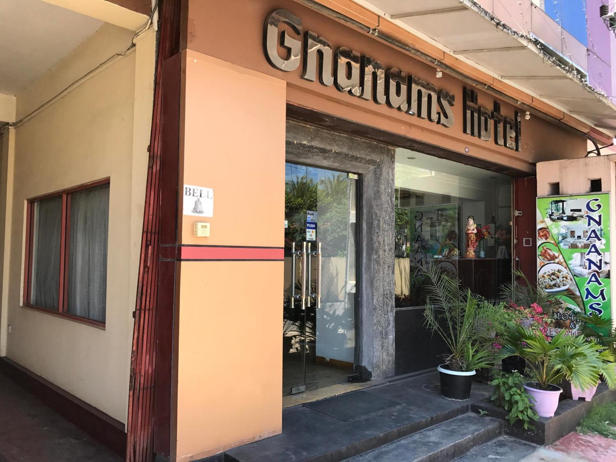 Gnaanams Hotel And Restaurant Jaffna Exterior photo